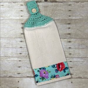 Pioneer Woman Bottom Border Fabric Crochet Top Hanging Towel Single Thickness